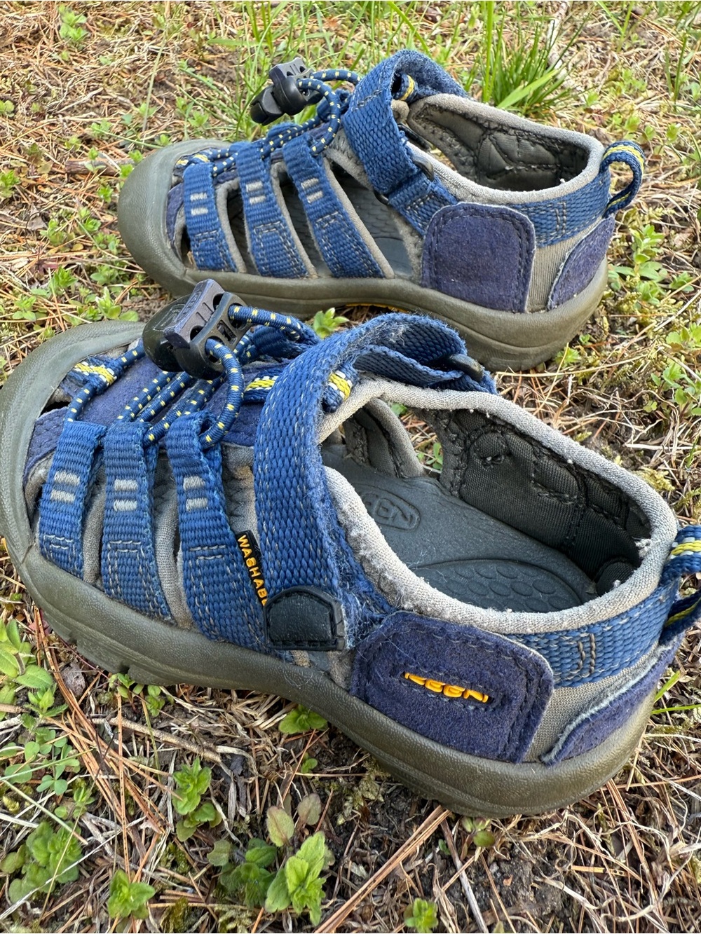 Keen Kids Newport H2 Blue Depths/Gargoyle Waterproof Sandals - Picture 4 of 12